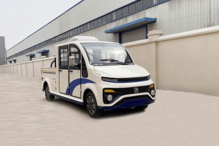 汽油巡逻车