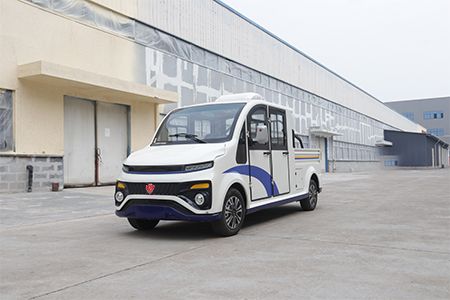 四轮电动巡逻车