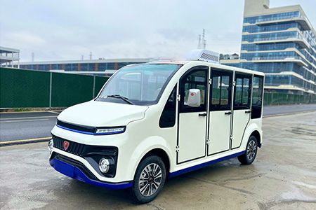 燃油巡逻车